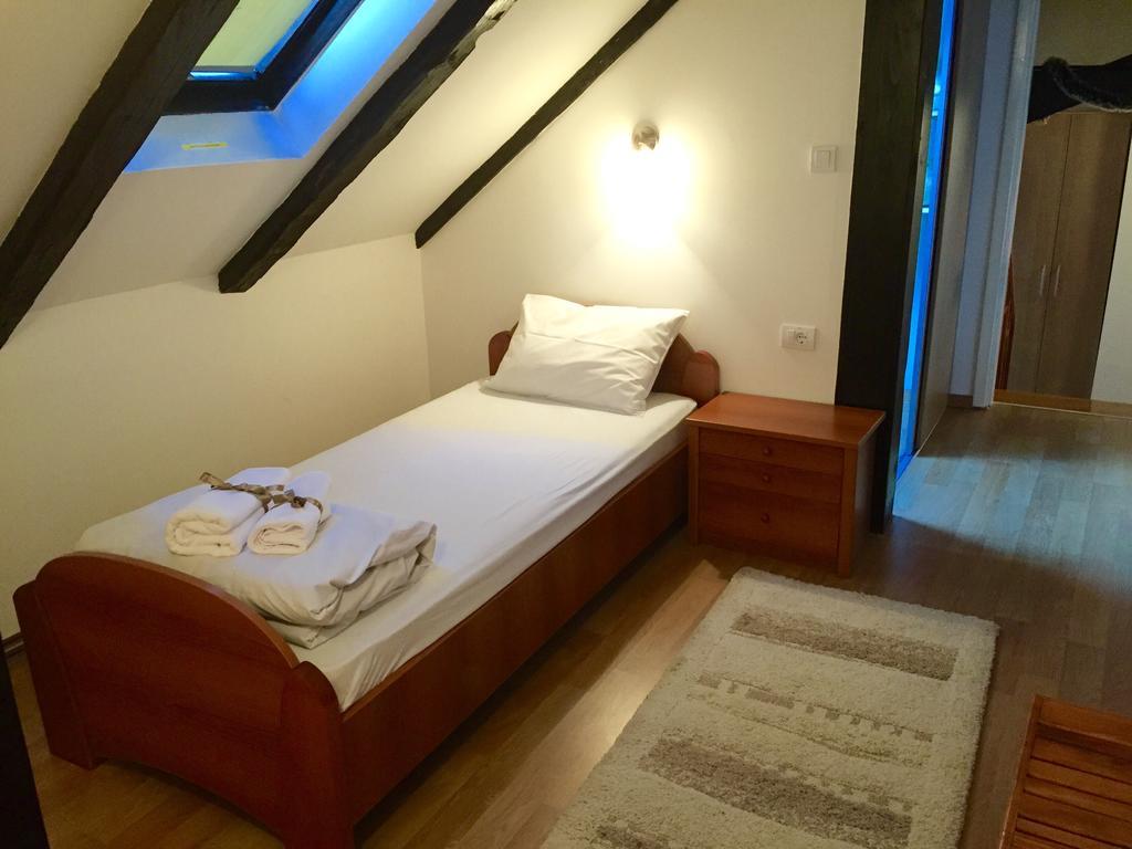 Kona Apartment Белград Стая снимка